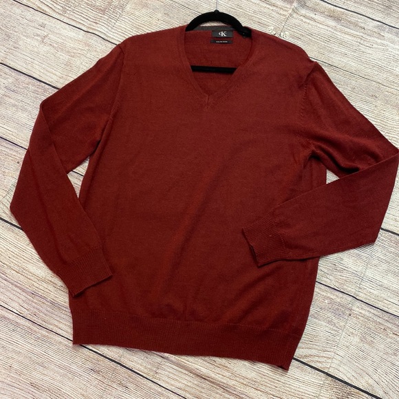 Calvin Klein Other - Calvin Klein extra fine 100% Murano wool V-neck lightweight sweater sz M